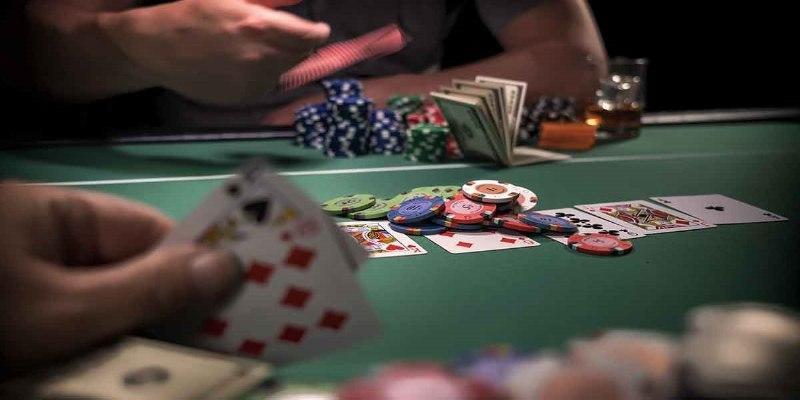 Hướng dẫn chơi poker tại Hi88 cực hay từ cao thủ bật mí - RED88